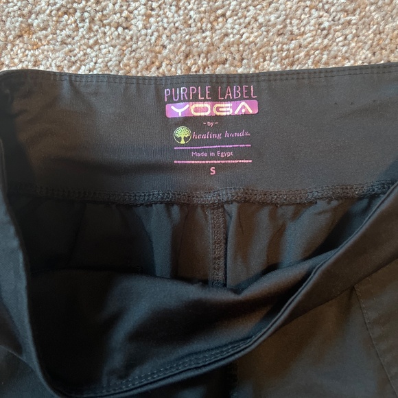 Purple healing hand scrub pants - Picture 2 of 3